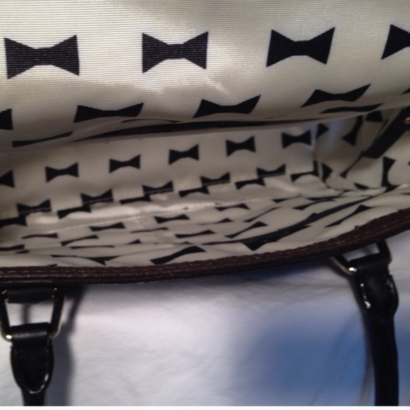 EUC Kate Spade Medium Purse - Picture 3 of 4